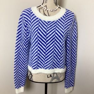 Women’s Blue White Diagonal Stripes Fuzzy Cropped Knit Long Sleeves Sweater